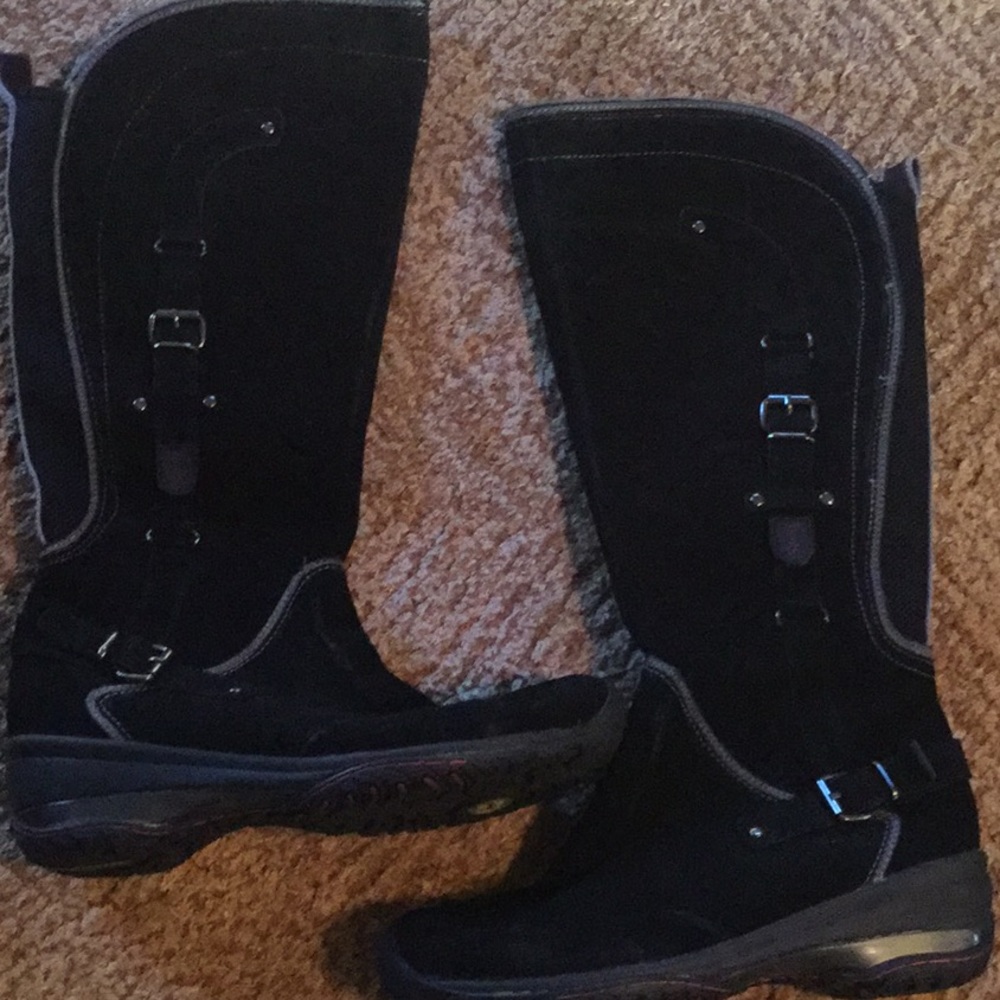 Like new Jambu boots